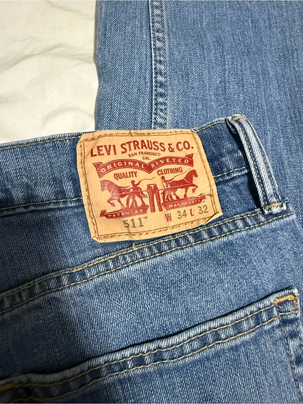 Levi's 511 Slim Straight Jeans - Light Blue Denim